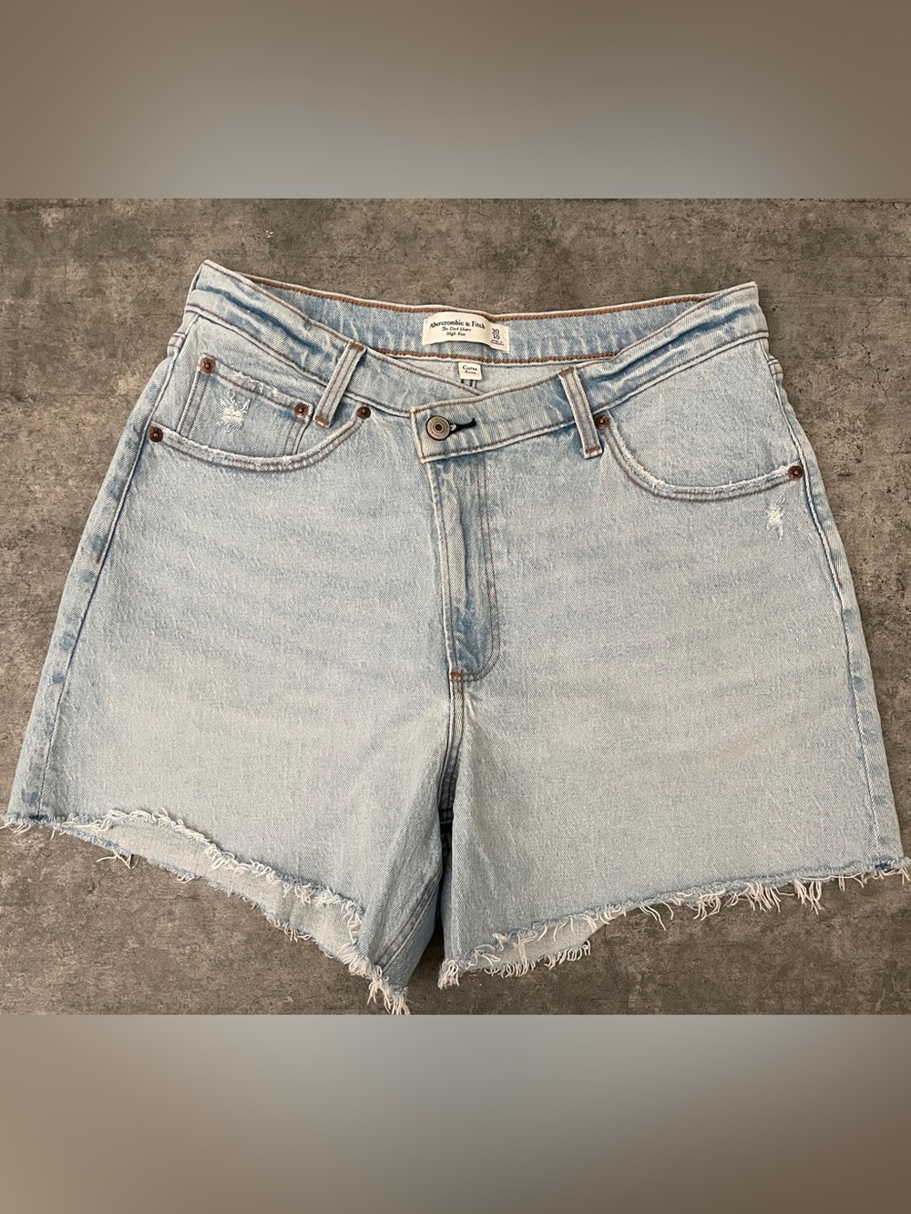 Abercrombie & Fitch Curve Love Dad Shorts- Like New!!